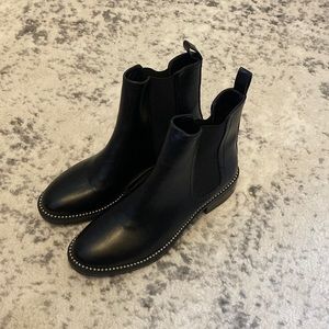 Black leather Azalea Wang boots, size 7, almost new condition